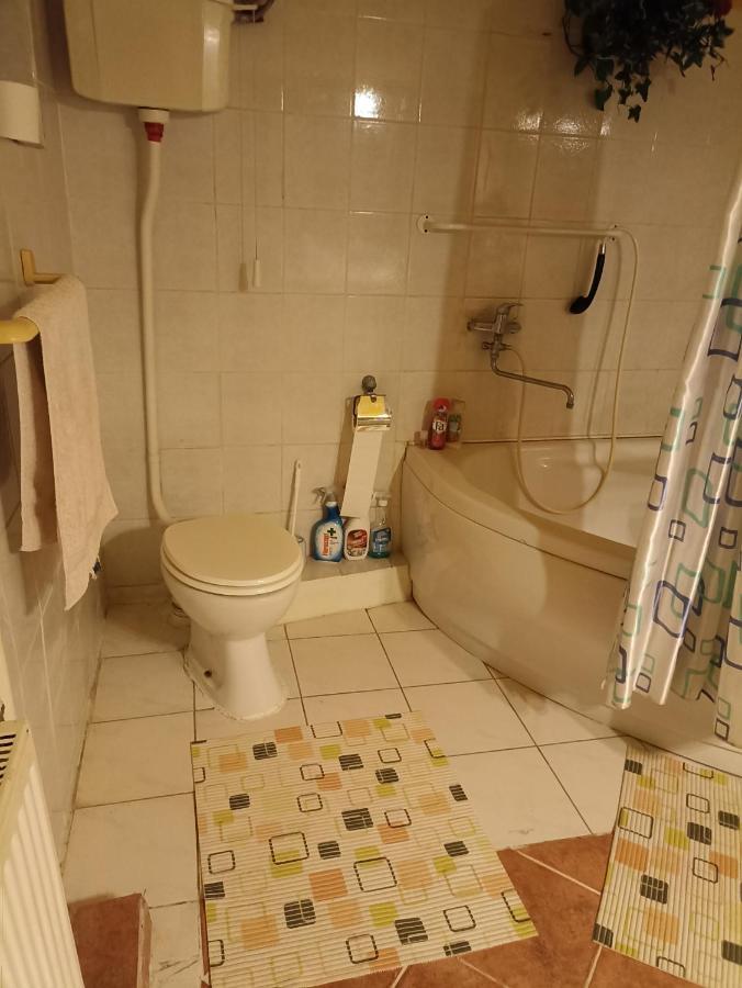 Toth Apartman Telkibanya Exterior photo